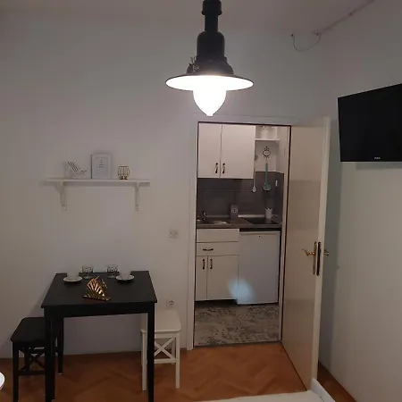 Studio Flat For 2 Apartman Makarska